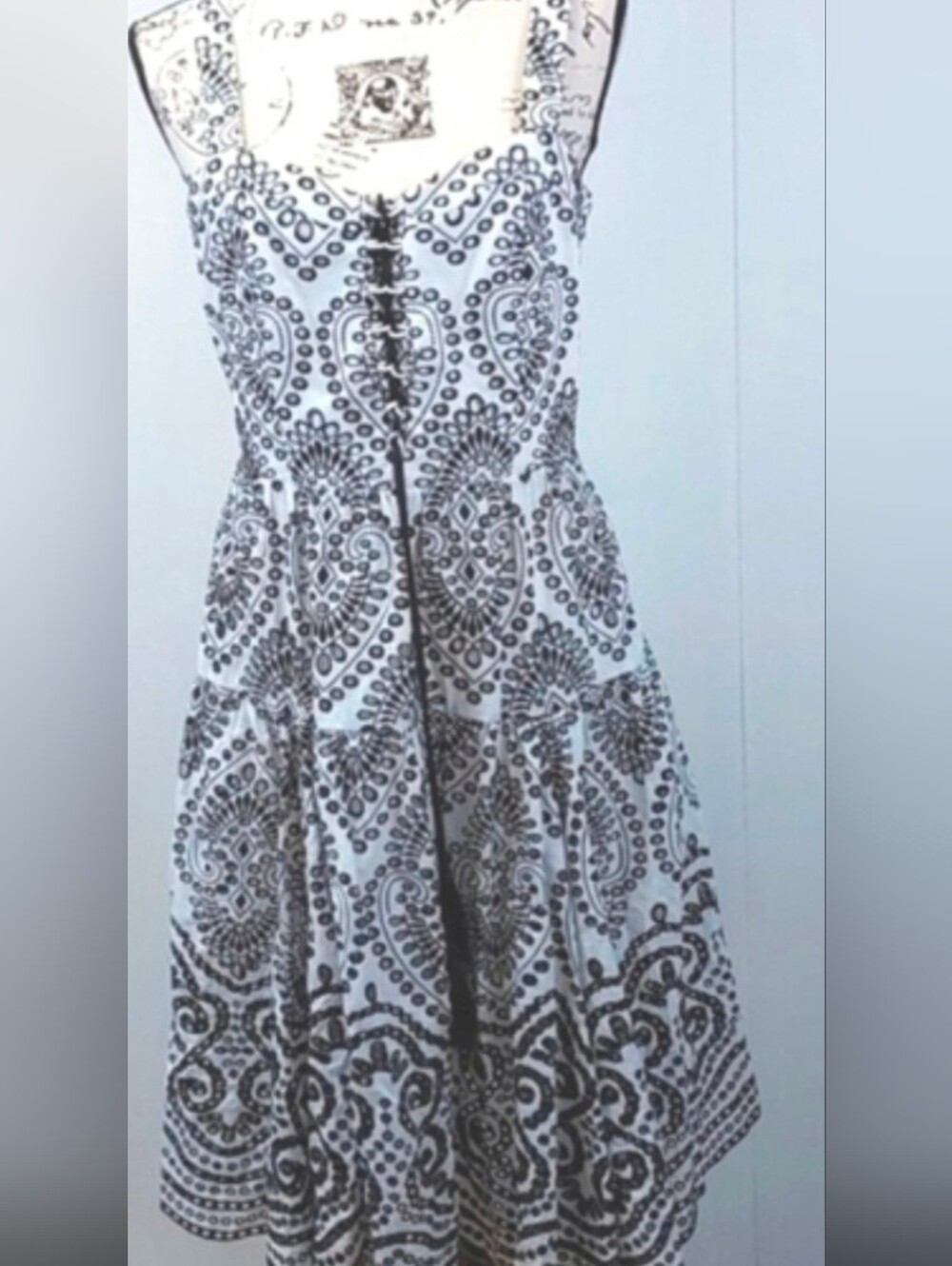 Laundry by S.S| Black/White Embroidery Eyelet Halter Corset Dress Feminine Sz.10